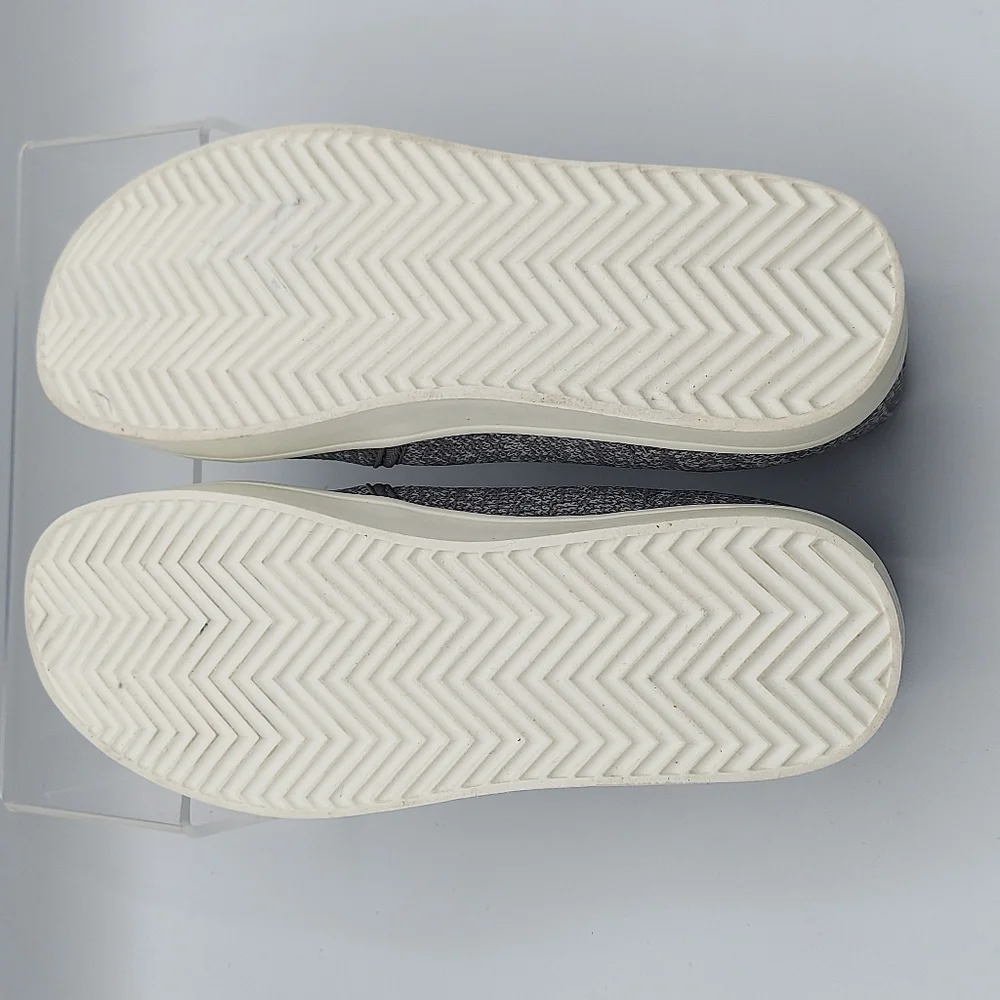 Report R2 Casual Slip On Knit Sneakers Women's Size 7